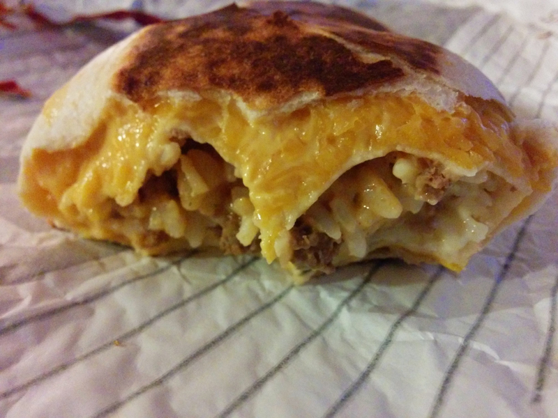 Illustration for article titled SnackTAYku: Taco Bell's Quesarito (beef) is quesalicious.